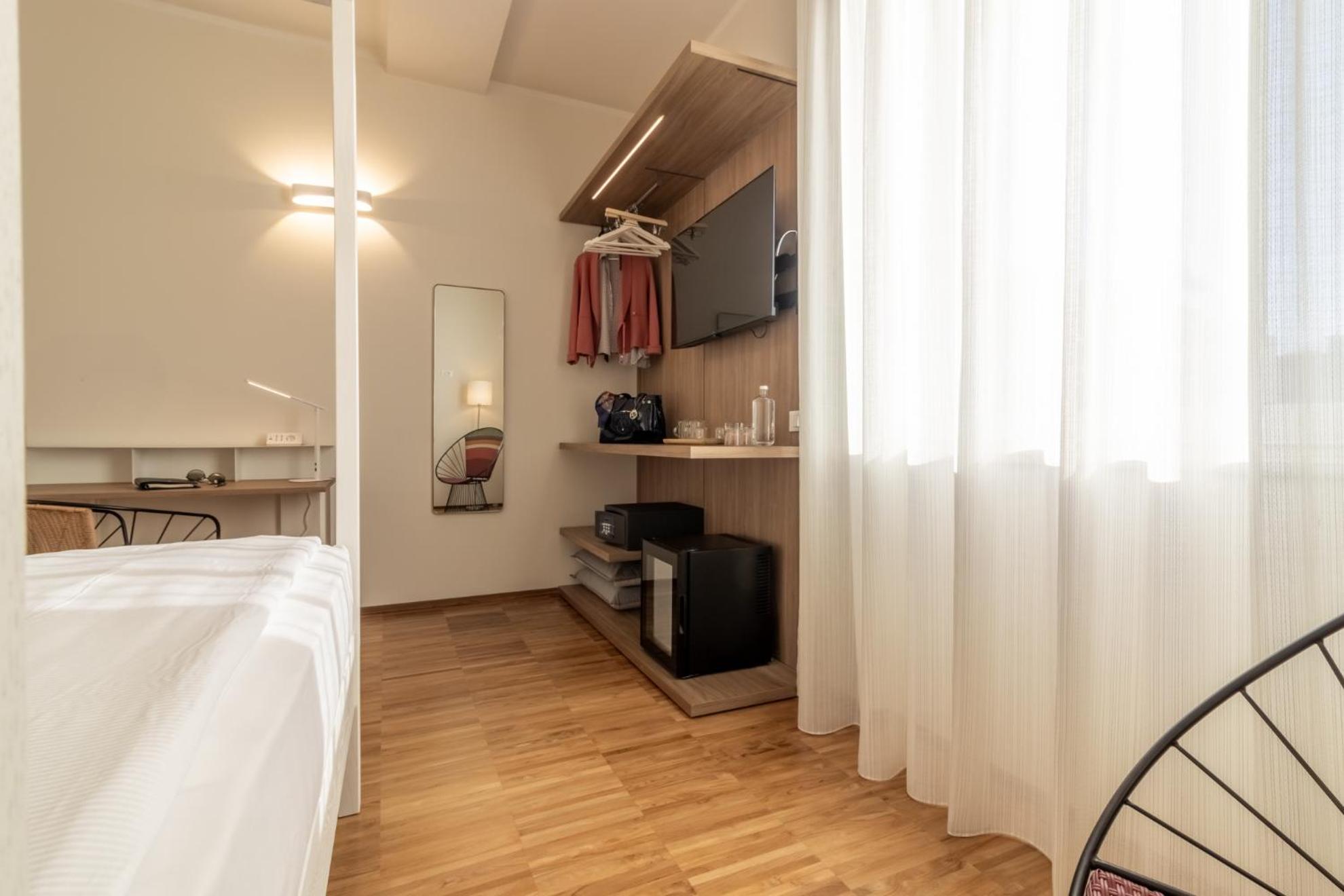 Il Faro Luxury Rooms & Lounge La Spezia Exterior foto
